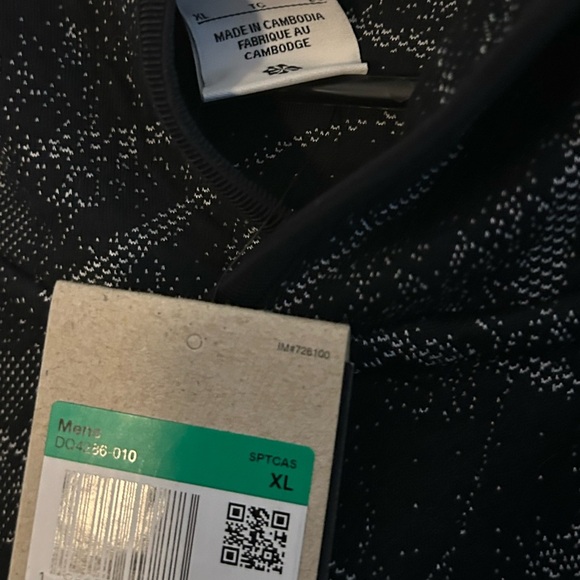 Men's Nike Sportswear Therma-FIT ADV Tech Pack Hoodie Black DQ4286-010 Size XL - Picture 5 of 12